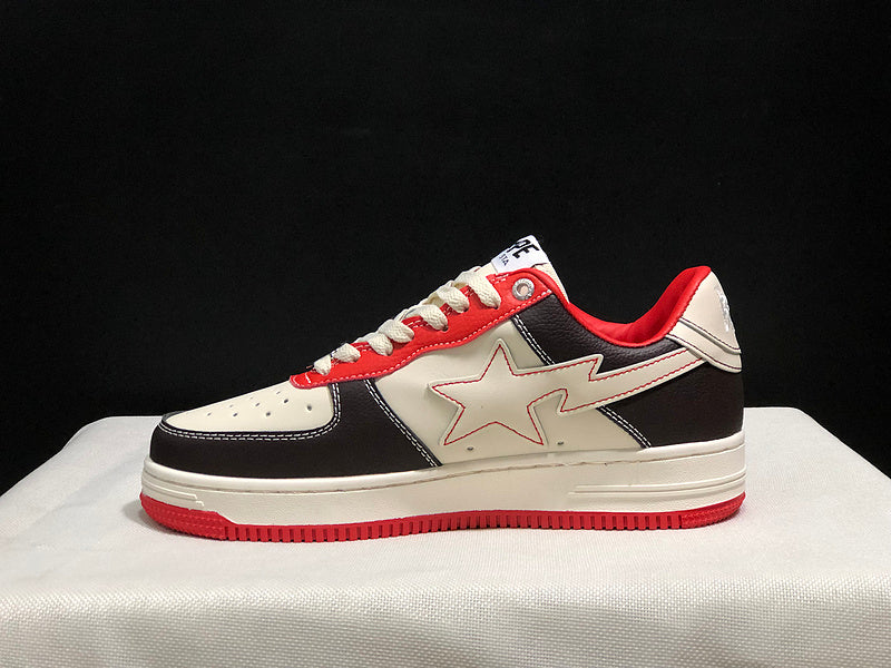 BAPE STA Low-Top Sneakers – Off-White/Black/Red