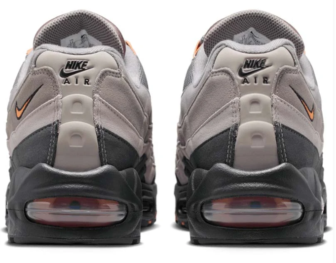 Nike Air Max 95 OG Sneakers – Pencil Point/Hot Curry