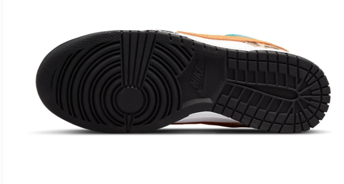 Nike Women's Dunk Low SE Sneakers – Safari Mix