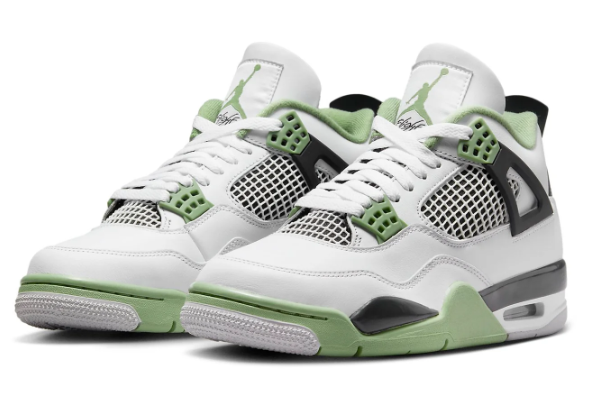 Women's Air Jordan 4 Retro Sneakers – Seafoam